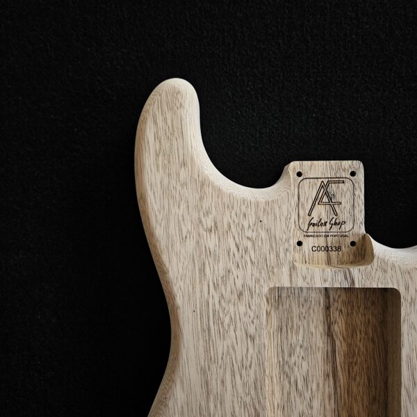 AC Strat Style Korina/White Limba Body - C000338 - B-Stock - Image 3