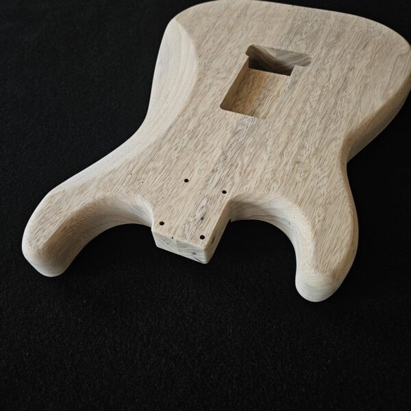 AC Strat Style Korina/White Limba Body - C000338 - B-Stock - Image 9