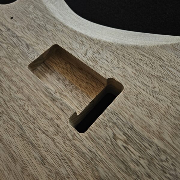 AC Strat Style Korina/White Limba Body - C000338 - B-Stock - Image 7